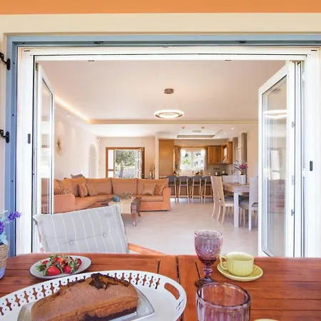 Alexandra Villa Dassia (Corfu)