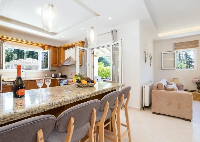 Alexandra Villa Dassia (Corfu)